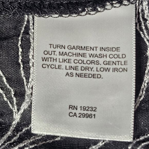 Alfred Dunner Island Vibes Bell Sleeve Floral Embroidered Top Size XL - Picture 8 of 8